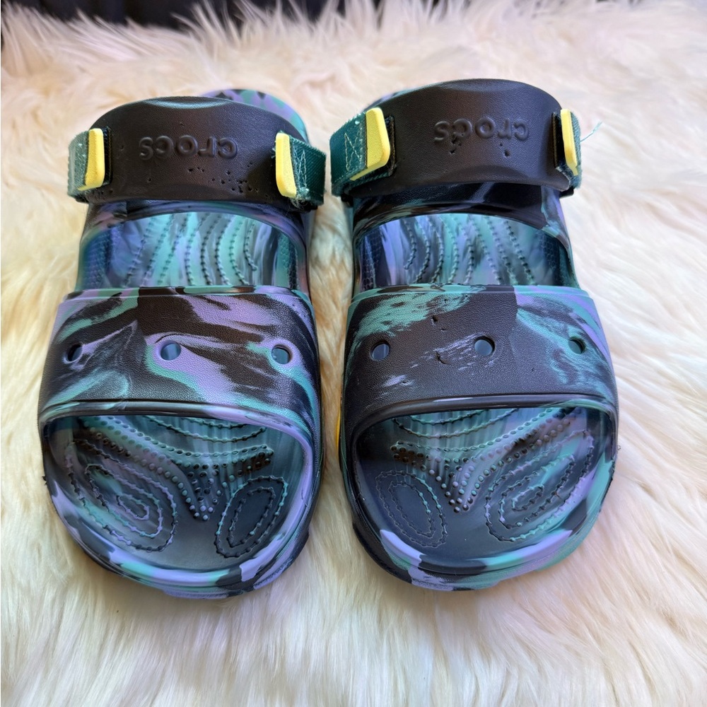 Crocs Classic All-Terrain Marbled Sandals in the multi-color Sz 10M 12W